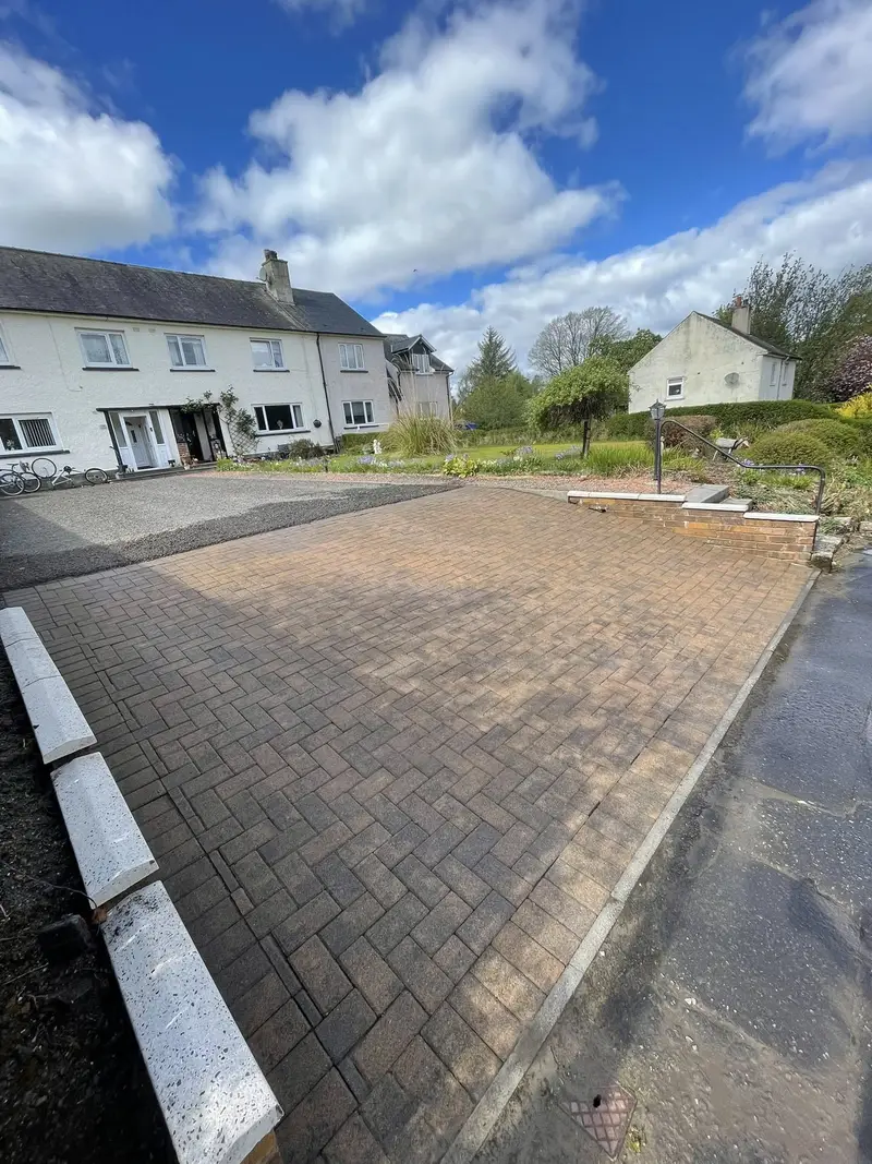 Large Rural Driveway — after cleaning